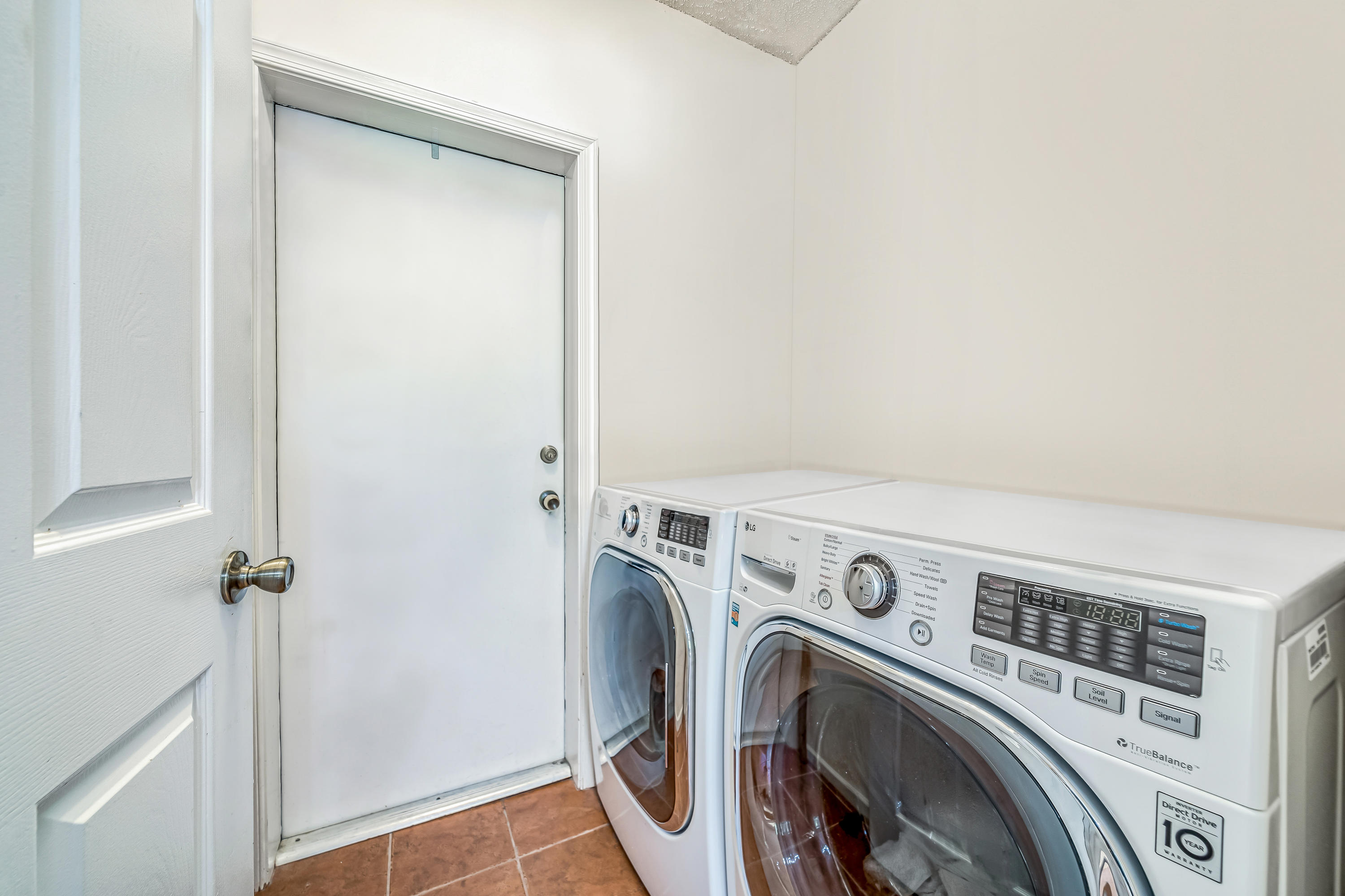 5700 Santiago Circle Boca Raton, FL 33433 - Photo 50 of 82 inside laundry room