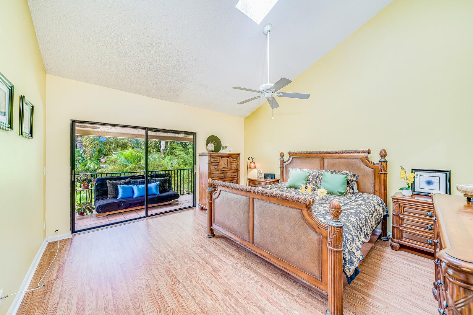 5700 Santiago Circle Boca Raton, FL 33433 - Photo 56 of 82 high ceilings