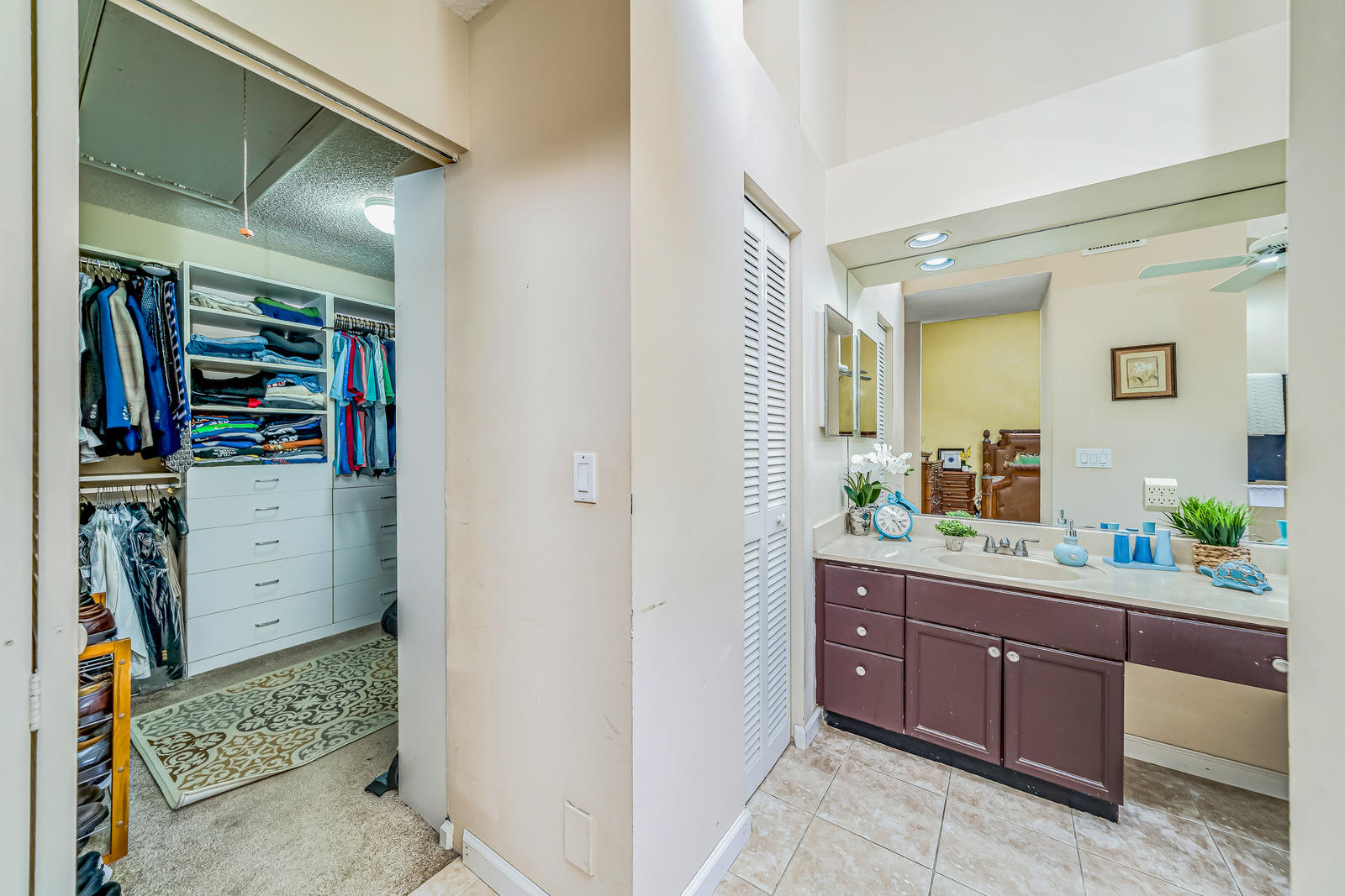 5700 Santiago Circle Boca Raton, FL 33433 - Photo 61 of 82 Master bath/Walk-in closet