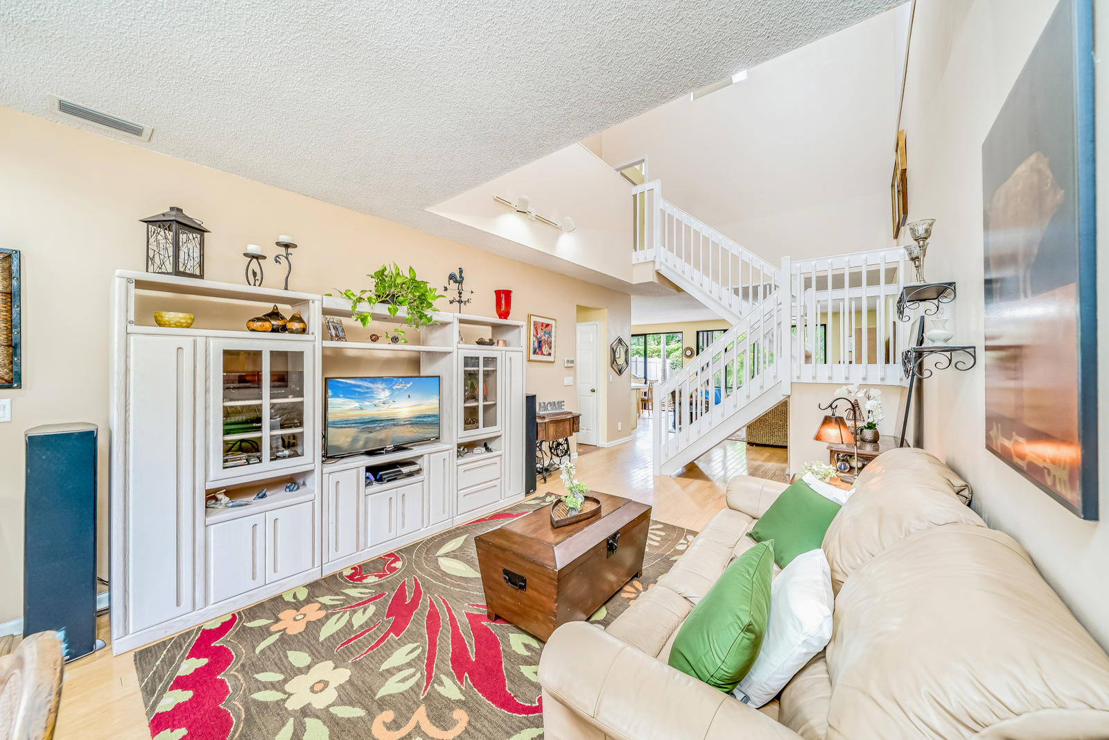 5700 Santiago Circle Boca Raton, FL 33433 - Photo 10 of 82 living room