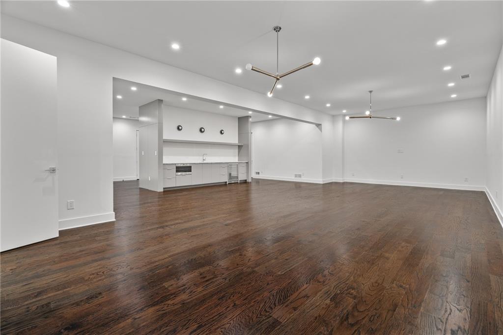 19 Spruell Springs Road Atlanta, GA 30342 - Photo 23 of 32
