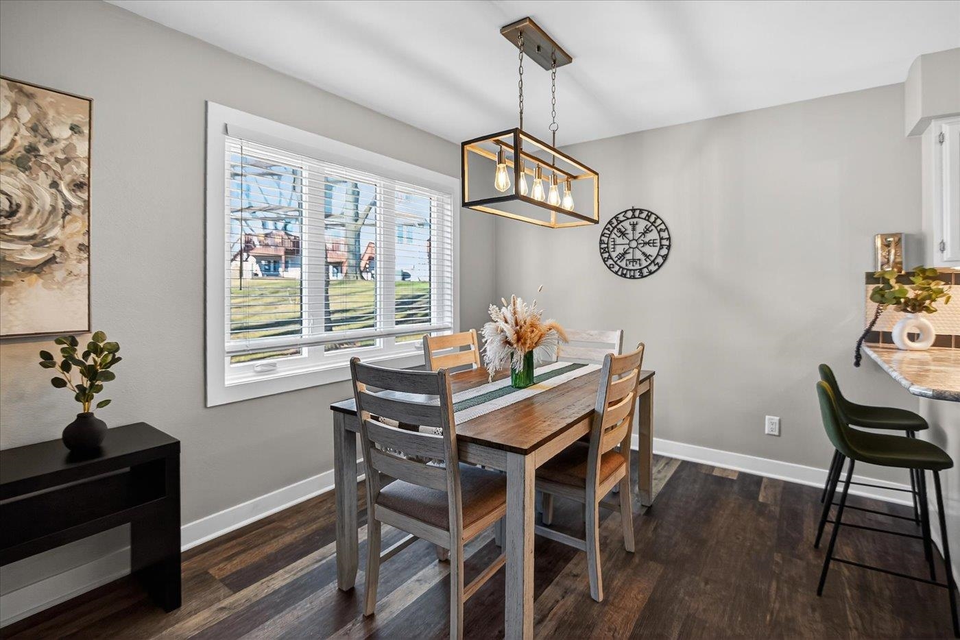 308 Castle Oaks Crossing Waunakee, WI 53597 - Photo 6 of 58