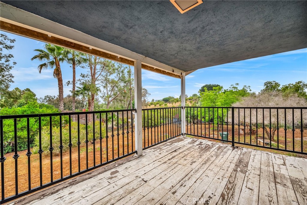 1507 Green Canyon Road Fallbrook, CA 92028 - Photo 13 of 41