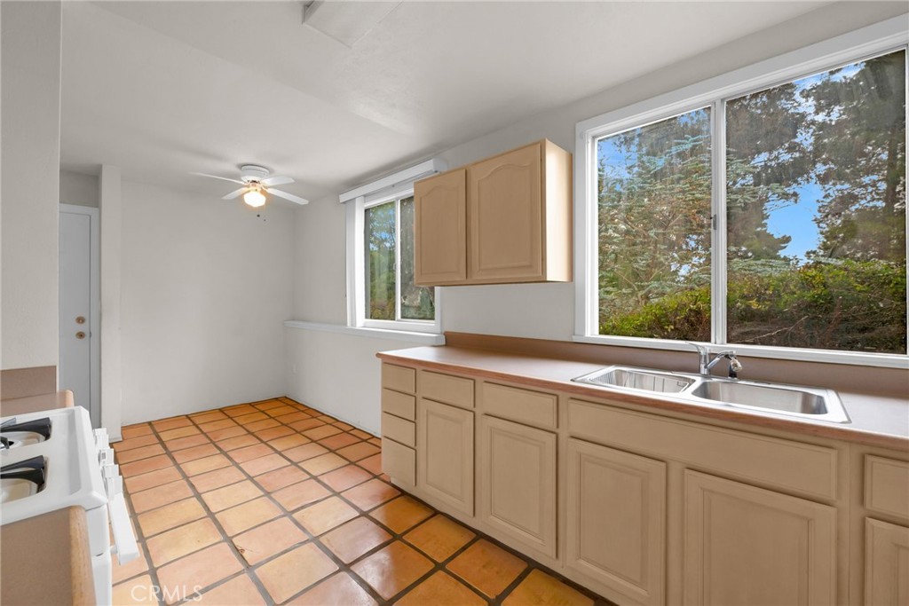 1507 Green Canyon Road Fallbrook, CA 92028 - Photo 28 of 41