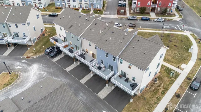 $625,000 | 74 Anchor Way, Cliffwood, NJ 07721