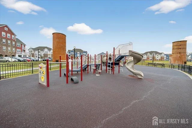 $625,000 | 74 Anchor Way, Cliffwood, NJ 07721