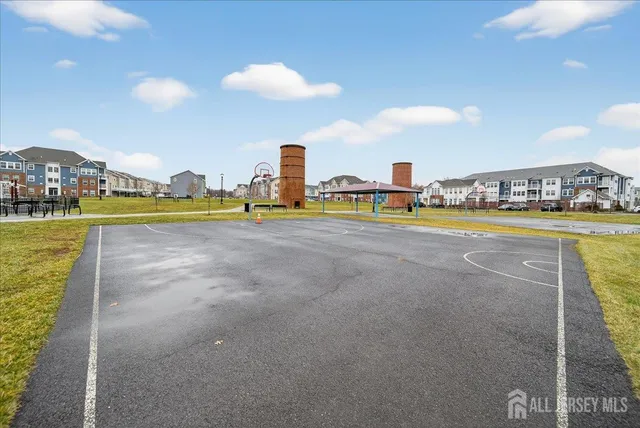 $625,000 | 74 Anchor Way, Cliffwood, NJ 07721