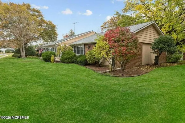 $206,000 | 530 Portsmouth Drive, Unit D, Lakewood, NJ 08701