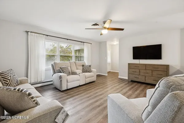 $206,000 | 530 Portsmouth Drive, Unit D, Lakewood, NJ 08701