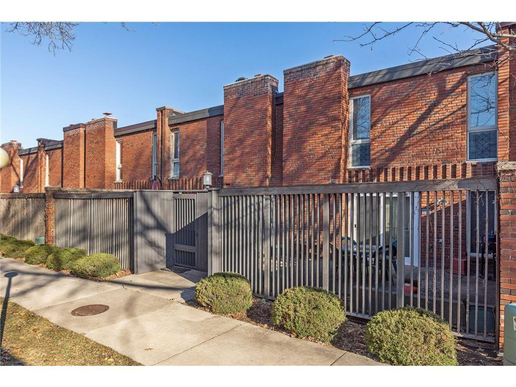 3527 37th Avenue Northeast St. Anthony, MN 55421 - Photo 1 of 32