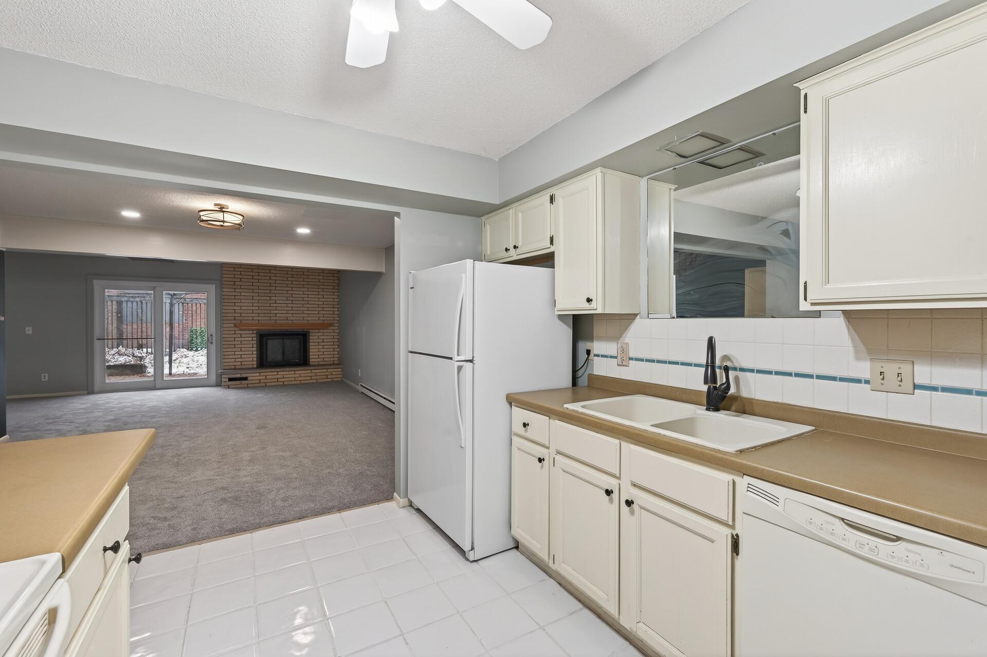 3527 37th Avenue Northeast St. Anthony, MN 55421 - Photo 17 of 32