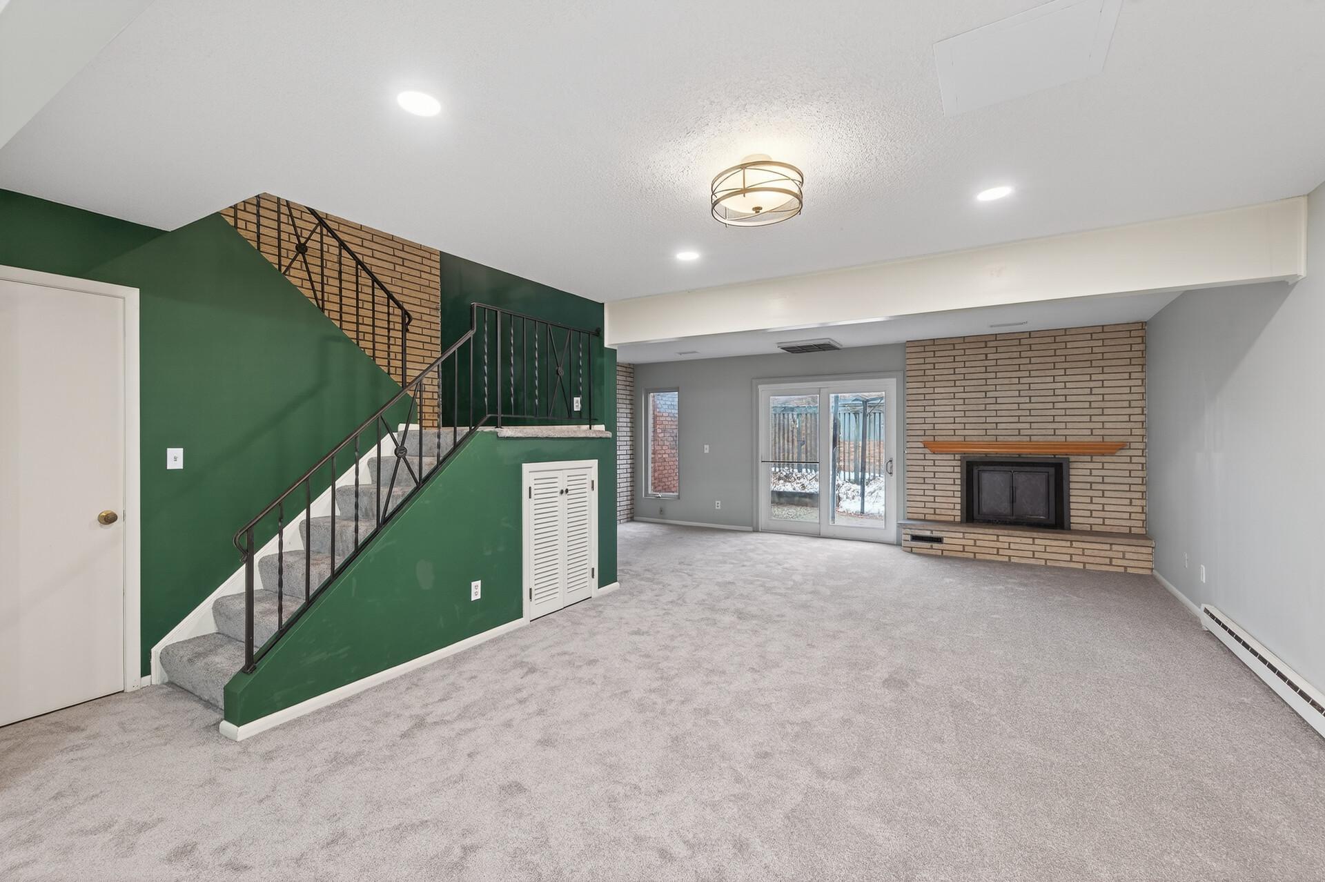 3527 37th Avenue Northeast St. Anthony, MN 55421 - Photo 5 of 32