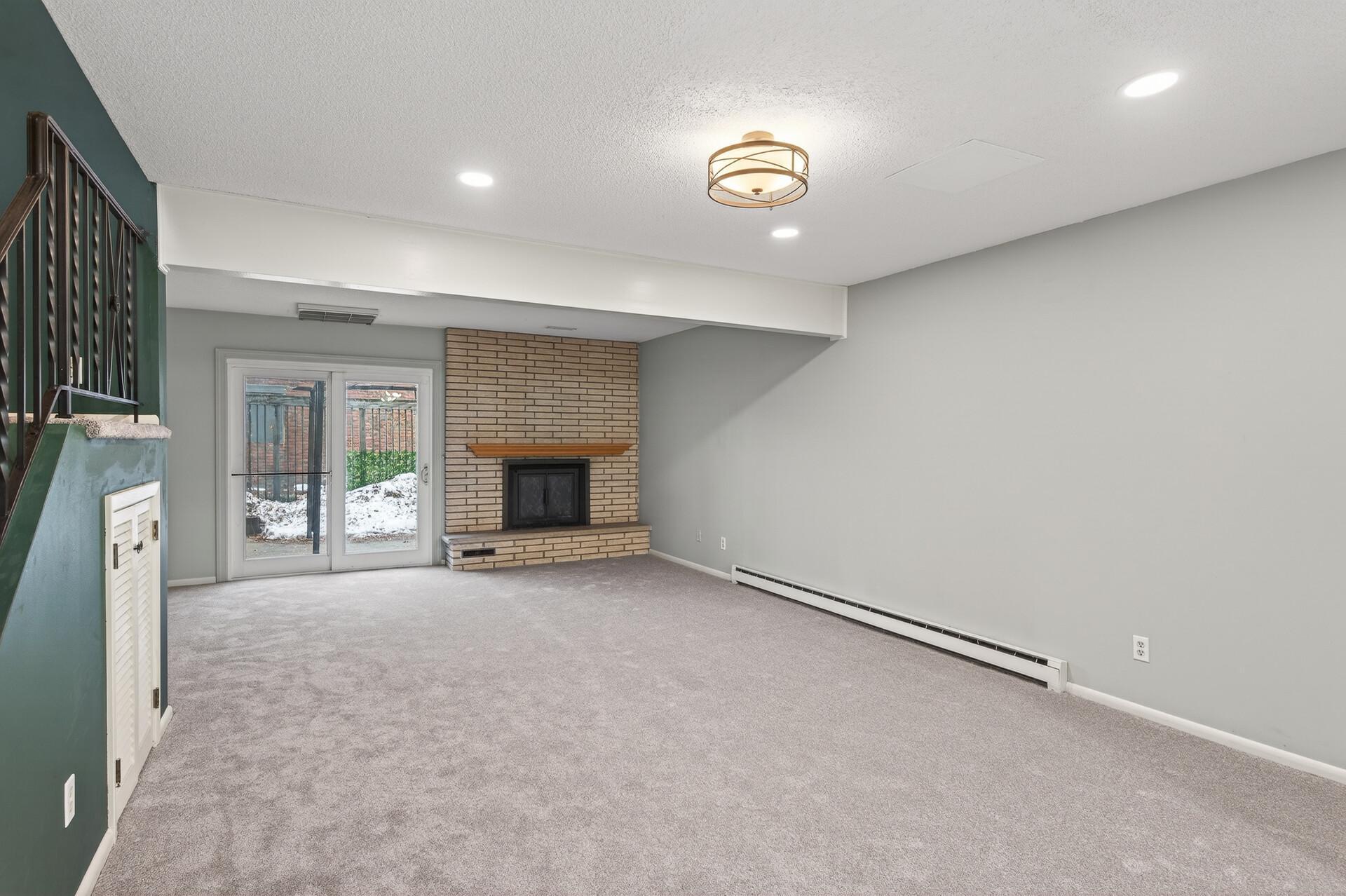 3527 37th Avenue Northeast St. Anthony, MN 55421 - Photo 7 of 32