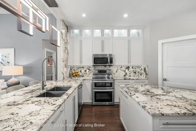 $925,000 | 7032 Brunswick Circle, Boynton Beach, FL 33472