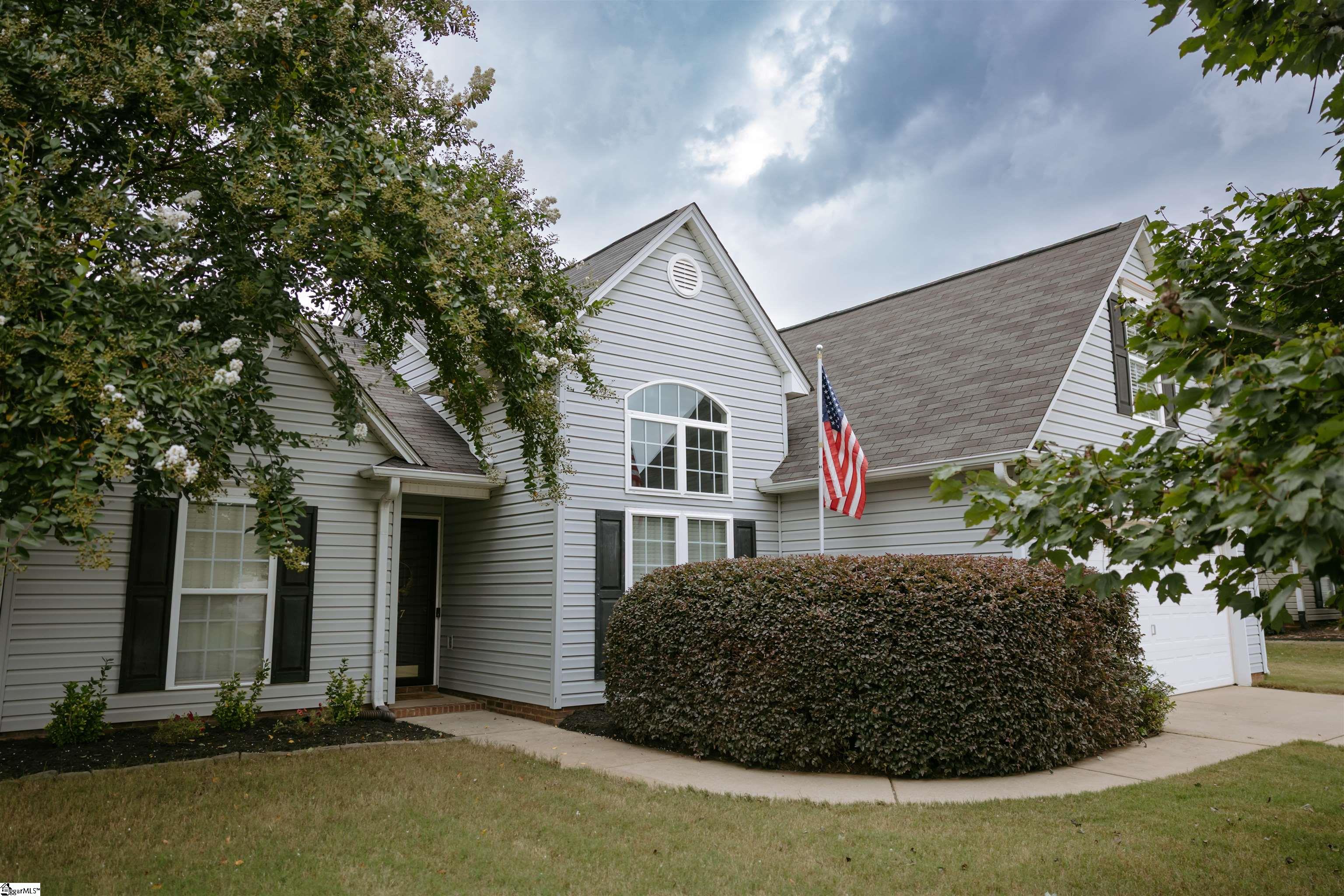 107 Longwood Lane Easley, SC 29642 - Photo 3 of 25