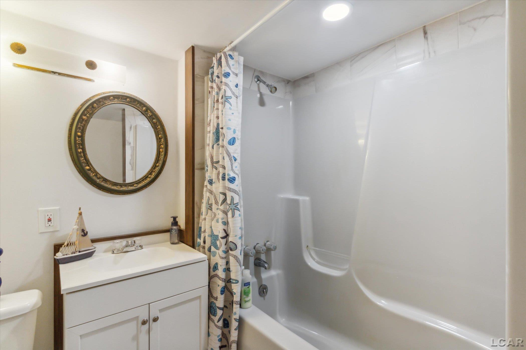 2106 Jefferson Road Harrison, MI 48625 - Photo 21 of 34