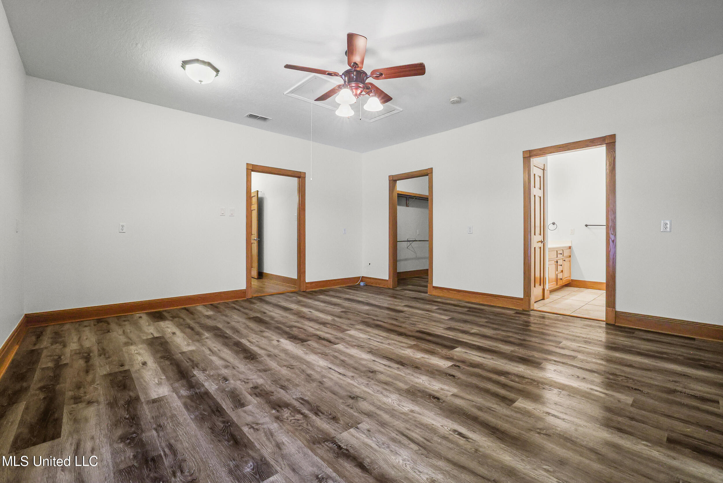 15301 Parker Road Biloxi, MS 39532 - Photo 40 of 67 PRIMARY BEDROOM