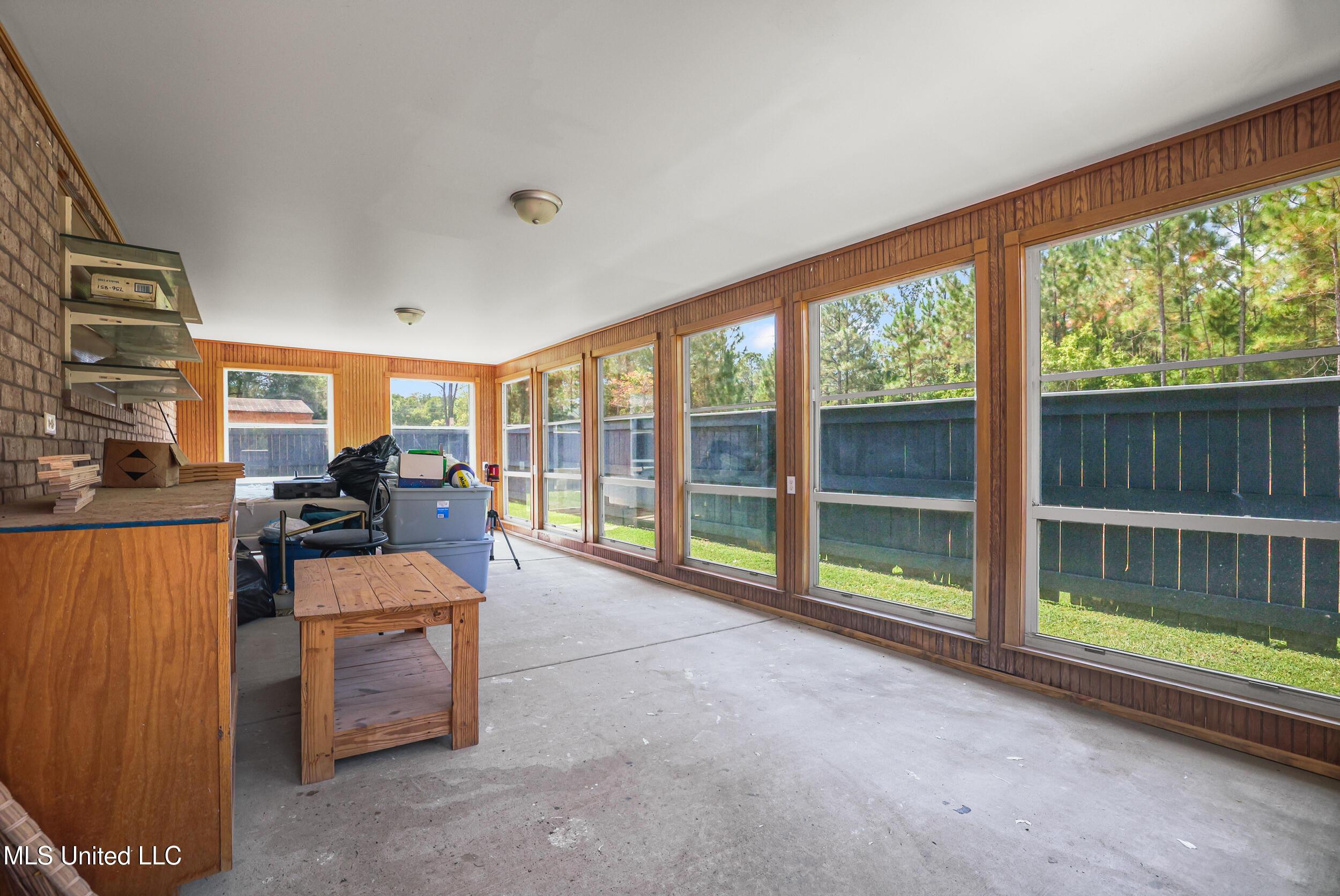 15301 Parker Road Biloxi, MS 39532 - Photo 48 of 67 MAN CAVE