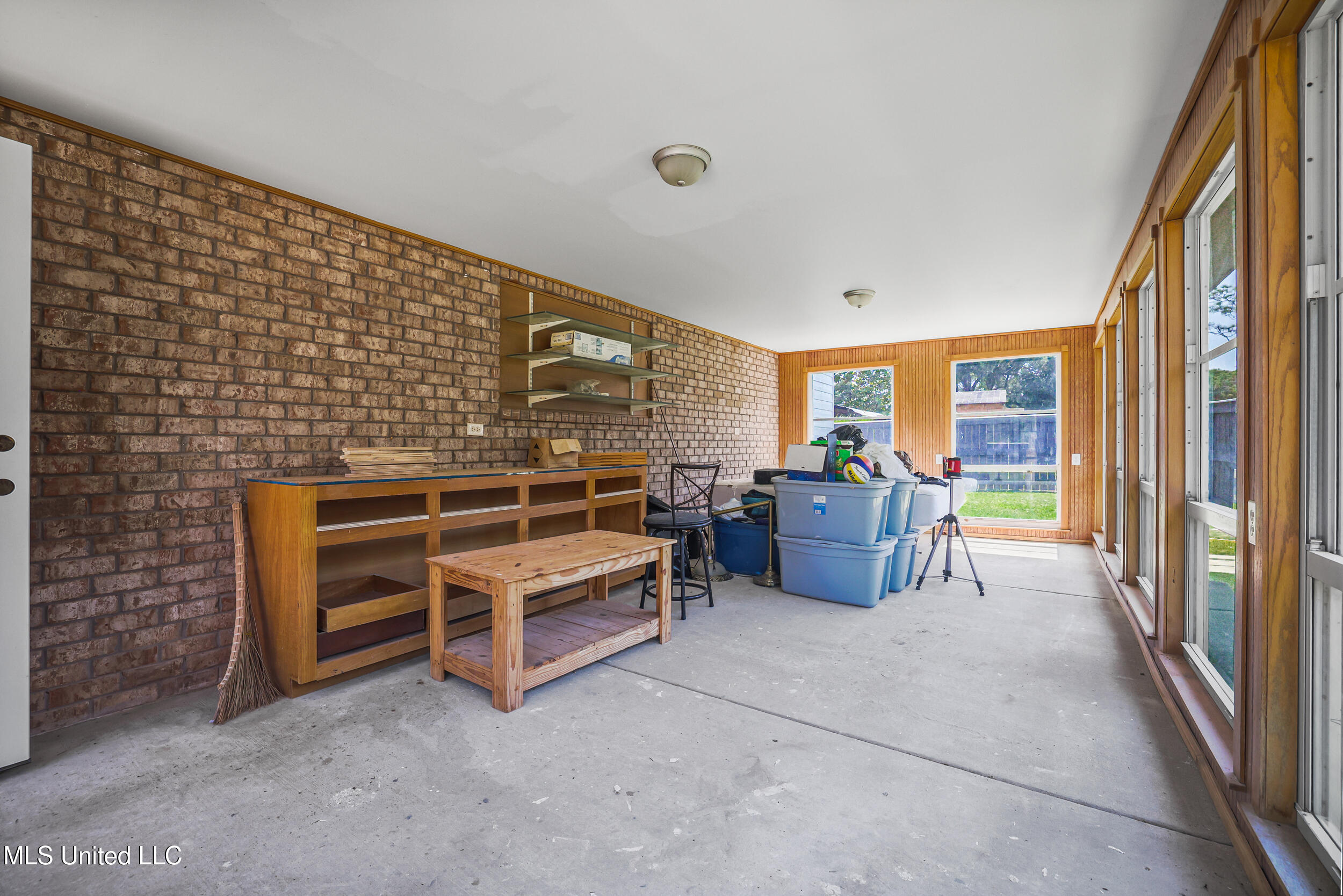 15301 Parker Road Biloxi, MS 39532 - Photo 49 of 67 MAN CAVE