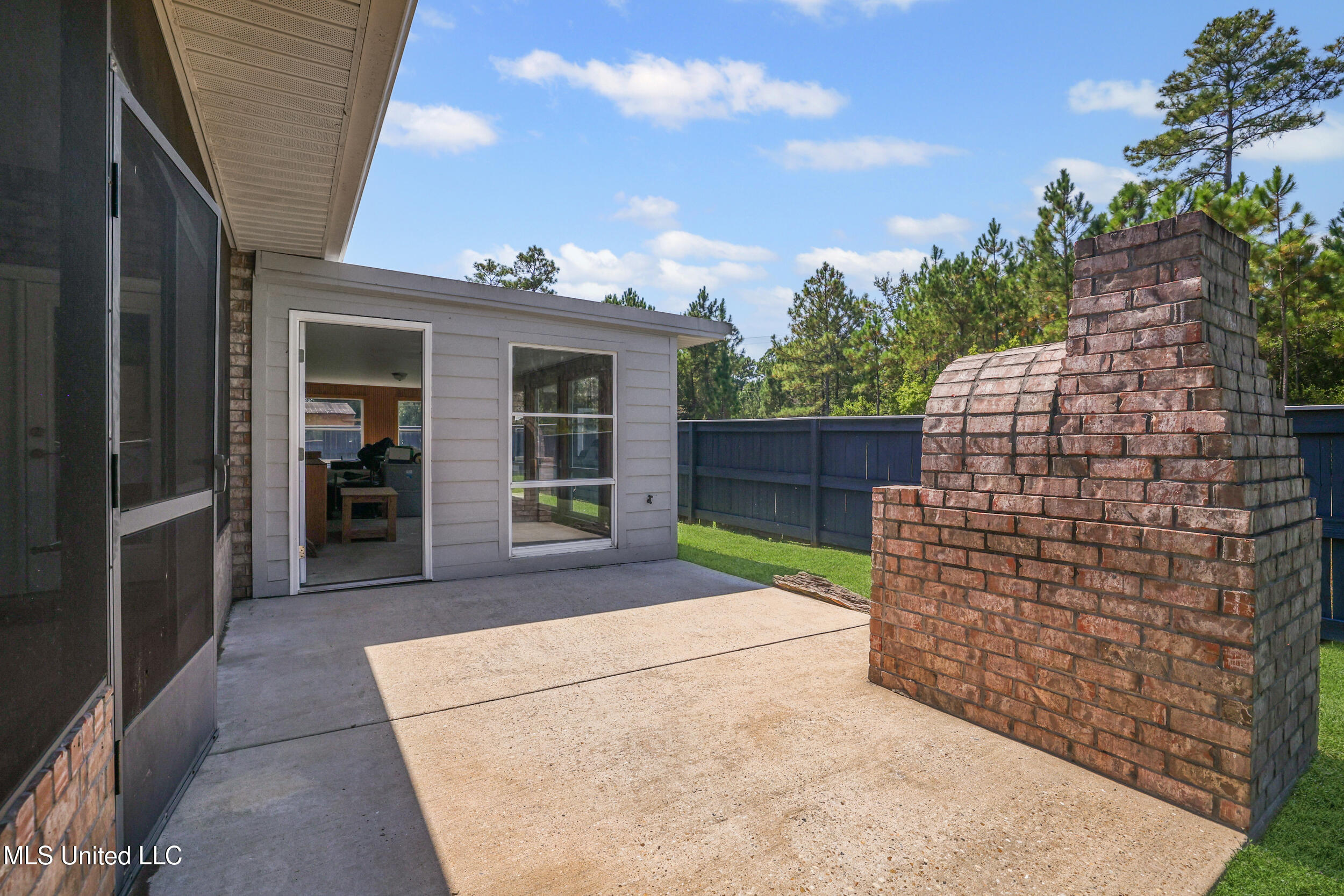 15301 Parker Road Biloxi, MS 39532 - Photo 54 of 67 GRILL AREA AND MAN CAVE