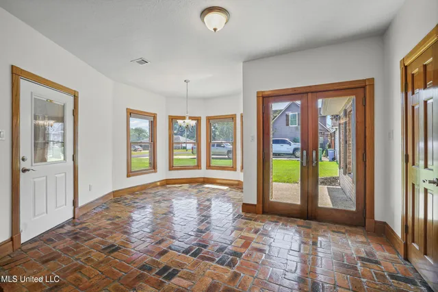 $349,900 | 15301 Parker Road, Biloxi, MS 39532