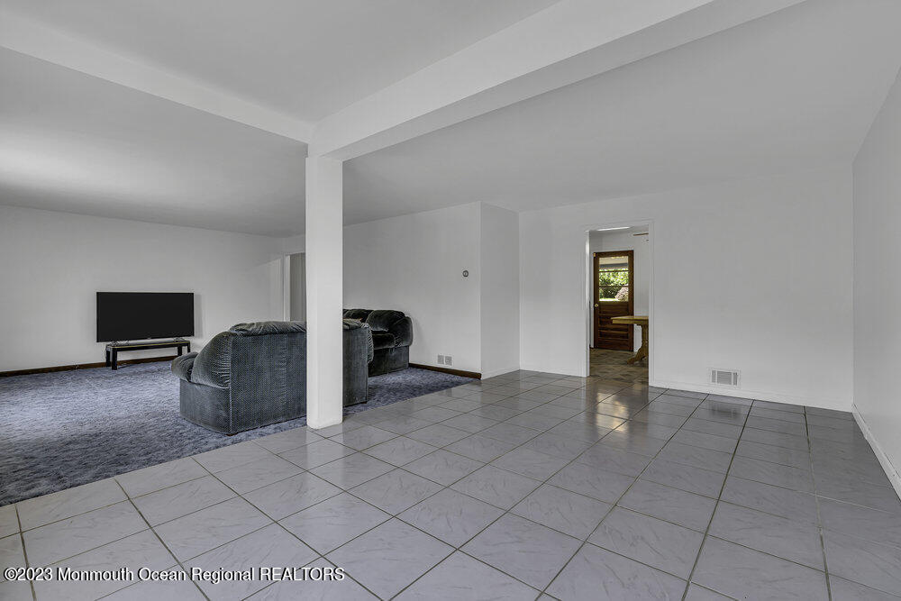 77 Farrington Road Old Bridge, NJ 07747 - Photo 11 of 33 a view of livingroom with furniture