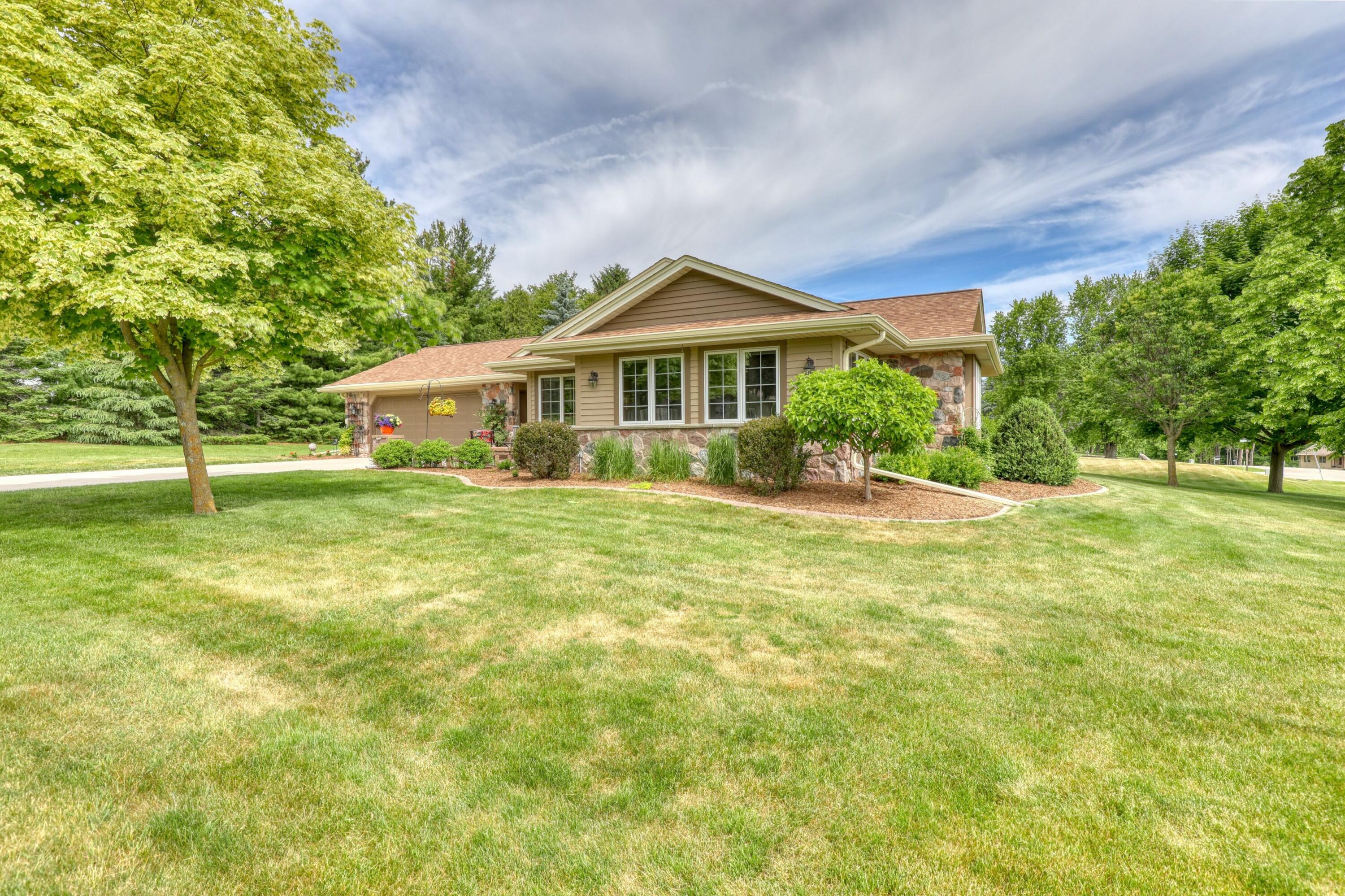 6715 Alpine Drive Addison, WI 53090 - Photo 3 of 59 Front view