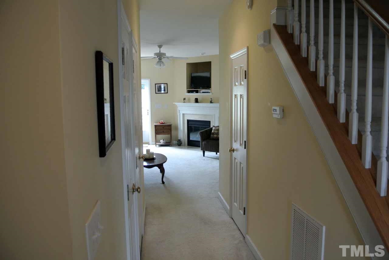 5424 Goldenglow Way Raleigh, NC 27606 - Photo 2 of 25