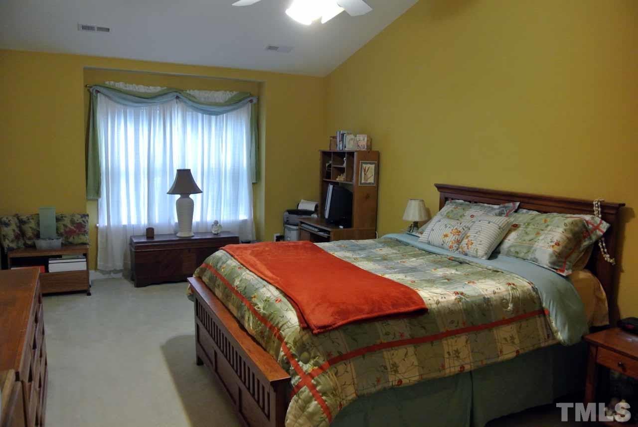 5424 Goldenglow Way Raleigh, NC 27606 - Photo 13 of 25