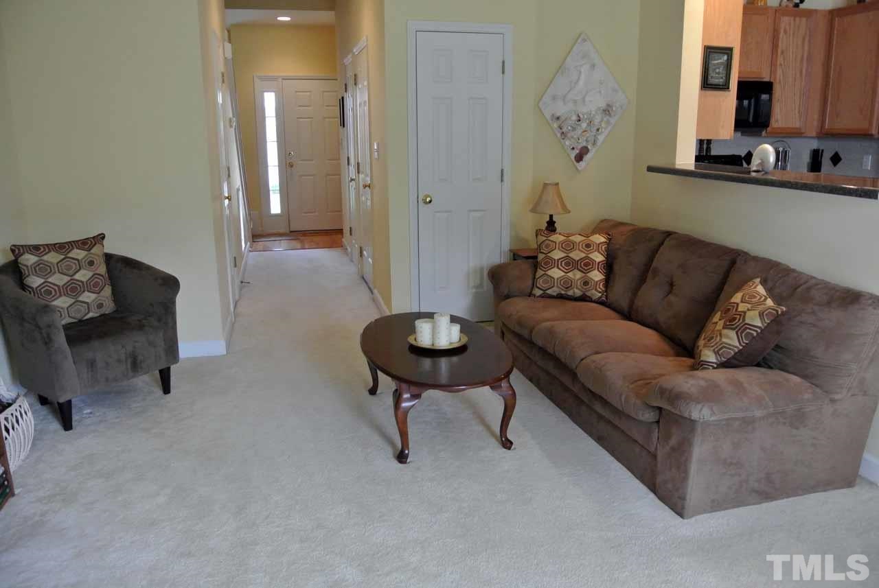 5424 Goldenglow Way Raleigh, NC 27606 - Photo 5 of 25