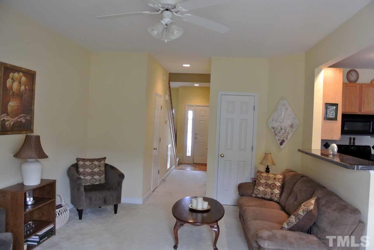 5424 Goldenglow Way Raleigh, NC 27606 - Photo 6 of 25