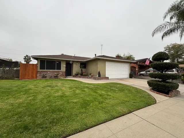 $350,000 | 3256 East Lowe Avenue, Fresno, CA 93702
