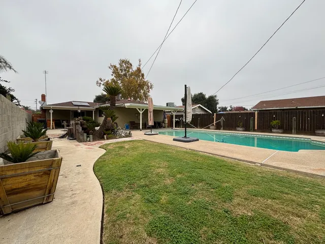 $345,000 | 3256 East Lowe Avenue, Fresno, CA 93702