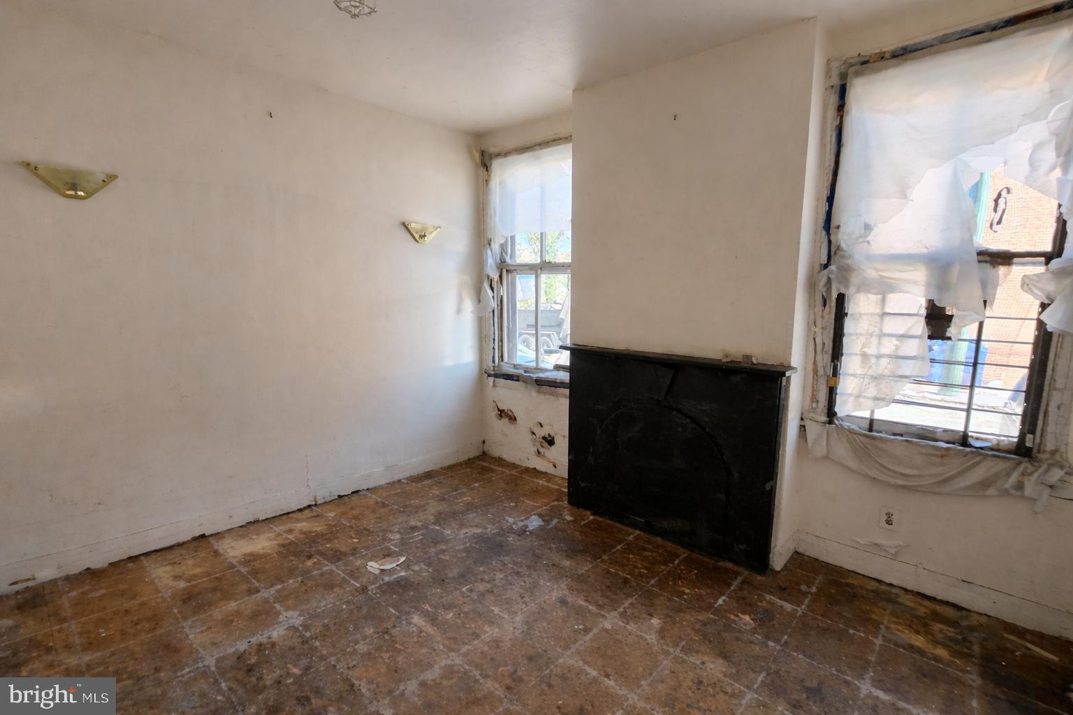 1934 North Washington Street Baltimore, MD 21213 - Photo 12 of 32