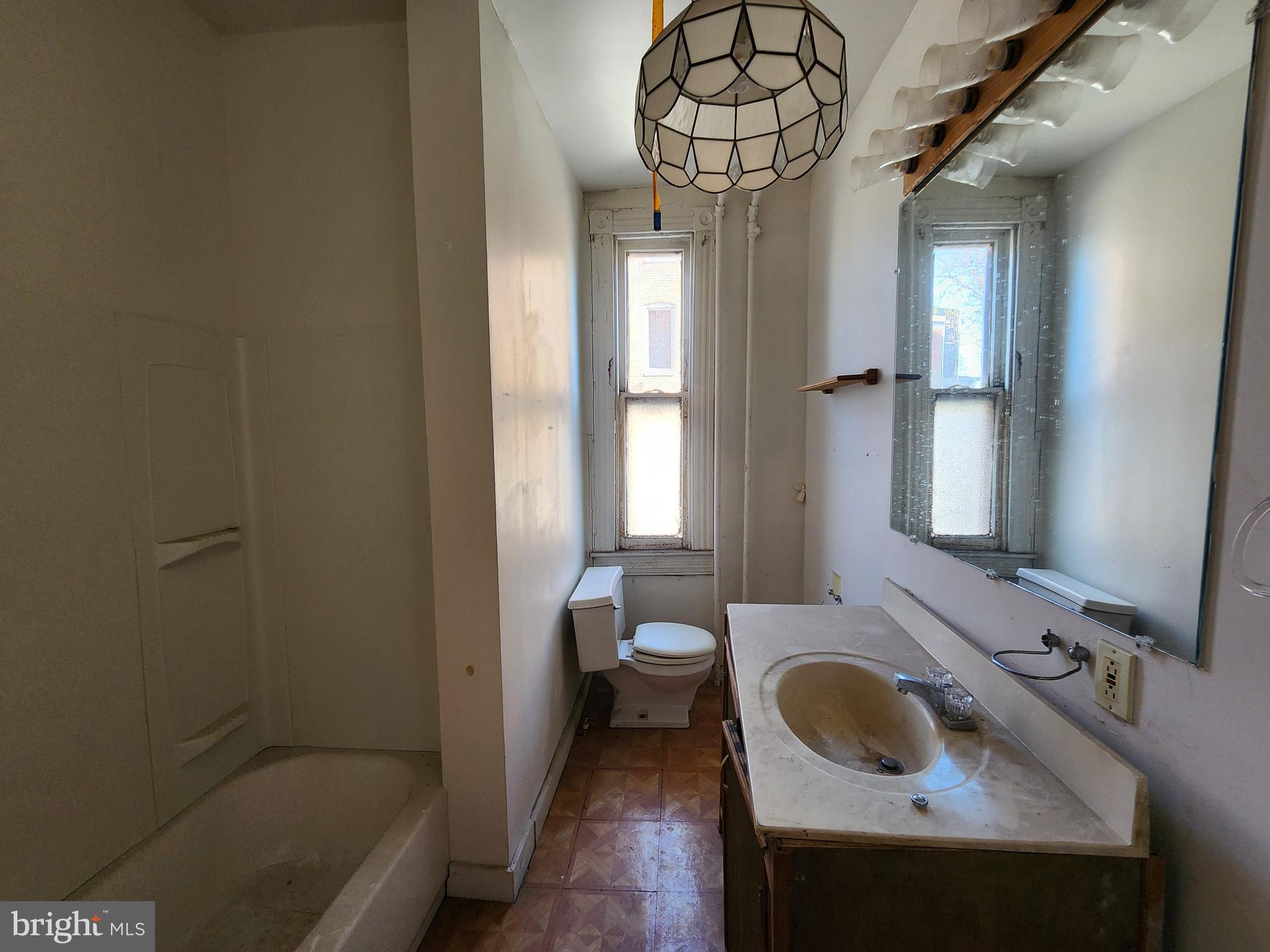 1934 North Washington Street Baltimore, MD 21213 - Photo 13 of 32