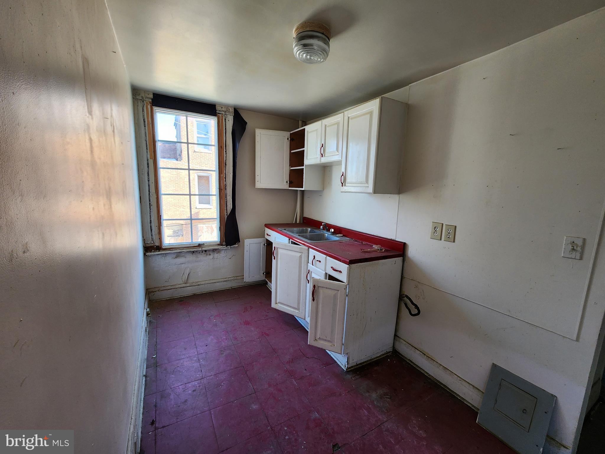 1934 North Washington Street Baltimore, MD 21213 - Photo 27 of 32