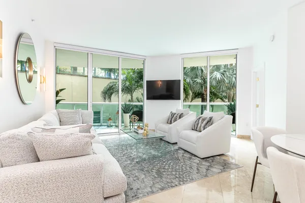 $5,225 | 347 North New River Drive East, Unit 210, Fort Lauderdale, FL 33301
