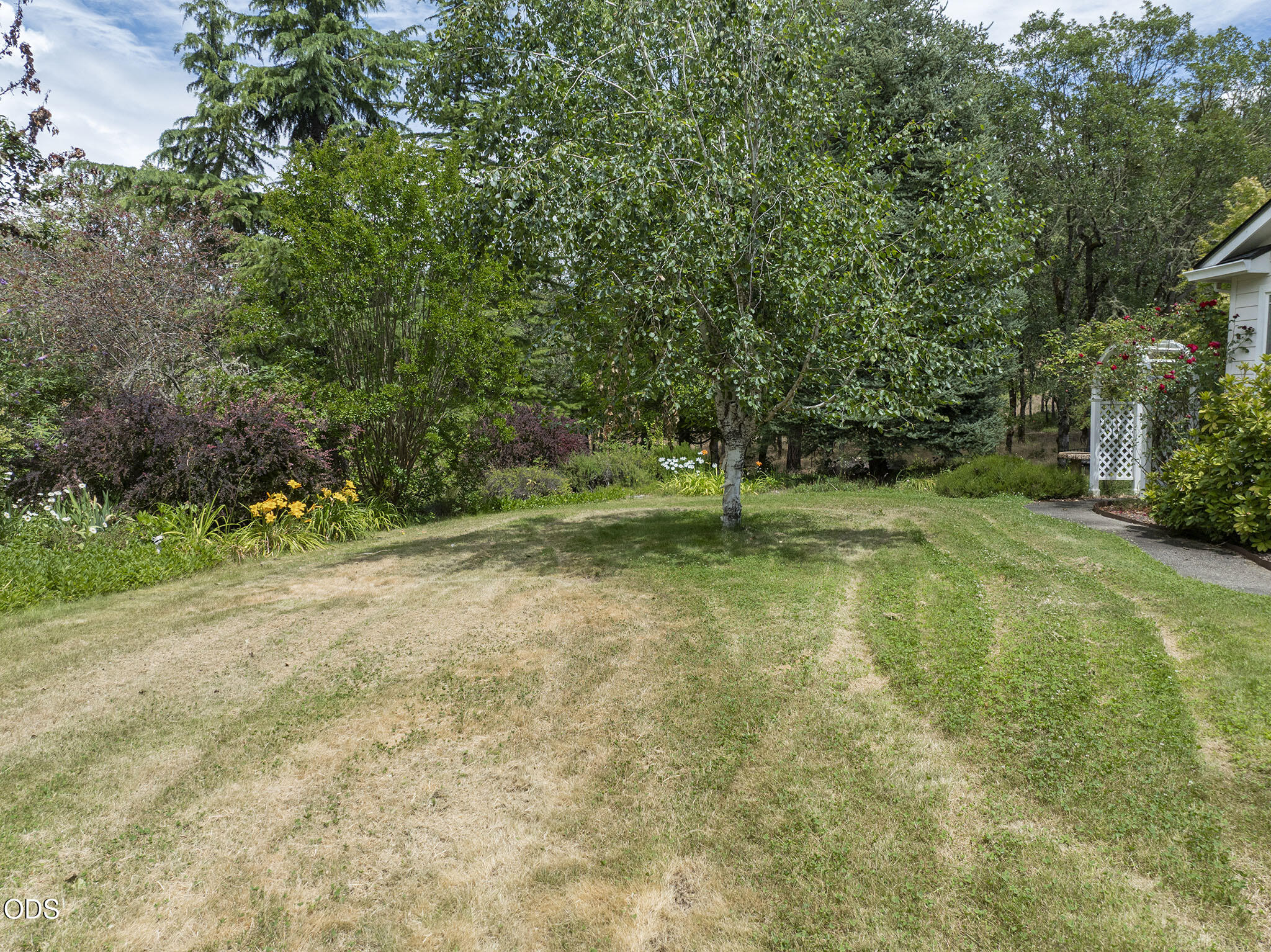 279 Ridgefield Road Grants Pass, OR 97527 - Photo 40 of 62