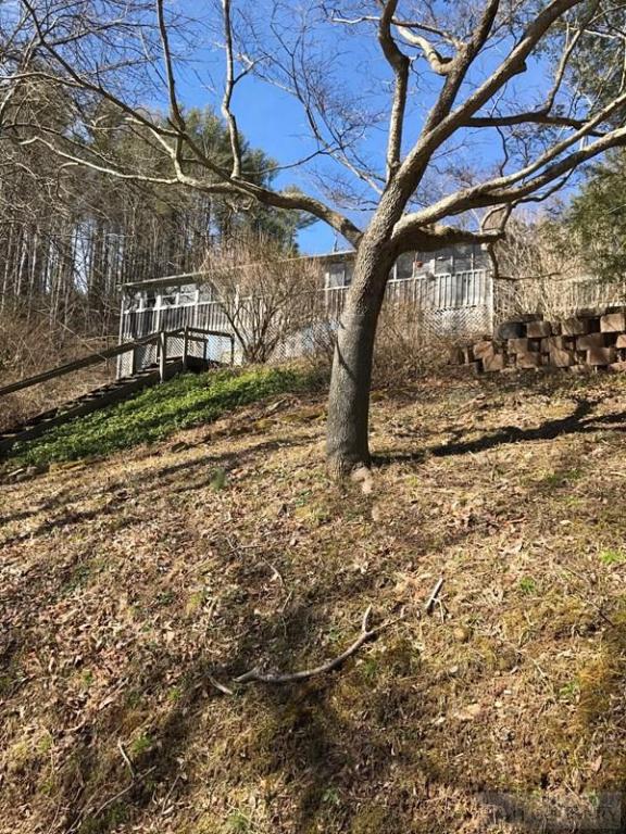 137 Green Reeson Road Sugar Grove, NC 28679 - Photo 8 of 12 Gallery Image 8
