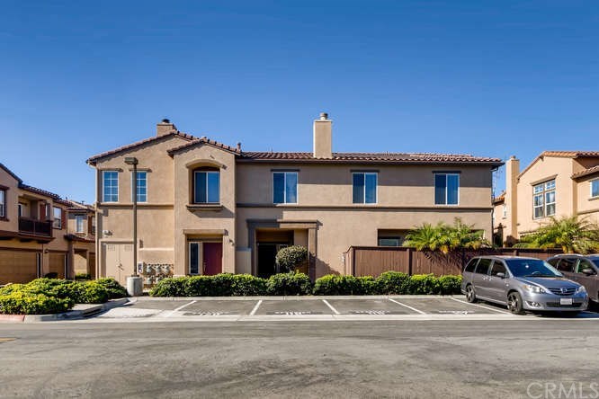641 Sumner Way, Unit 2 Oceanside, CA 92058 - Photo 1 of 1 Gallery Image 1