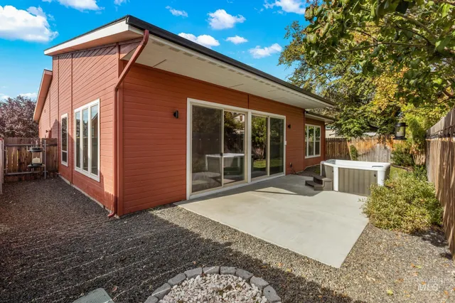 $550,000 | 3132 South Annett Avenue, Boise, ID 83705