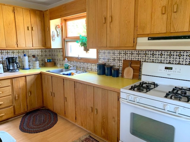 3589 Liberty Hill Road Pittsfield, VT 05767 - Photo 19 of 29 Gallery Image 19