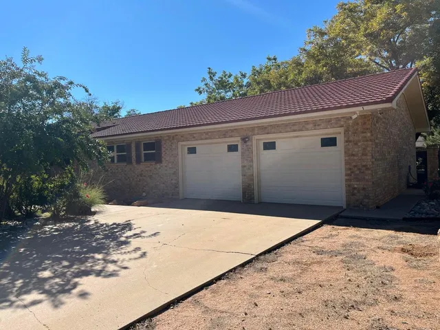 $349,500 | 1407 Amarillo, Plainview, TX 79072