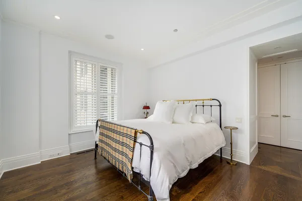$899,000 | 159 East Walton Place, Unit 13D, Chicago, IL 60611
