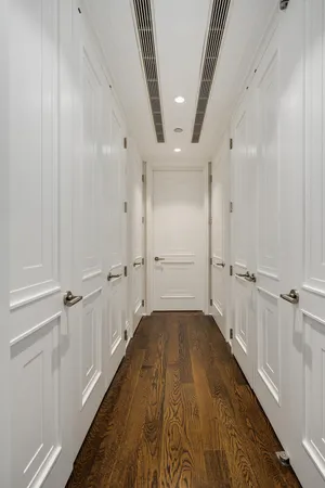 $899,000 | 159 East Walton Place, Unit 13D, Chicago, IL 60611