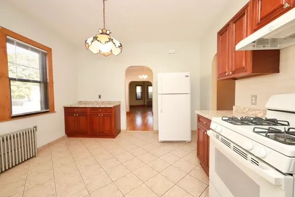 $2,500 | 118 Garfield Avenue, Unit 1, Chelsea, MA 02150