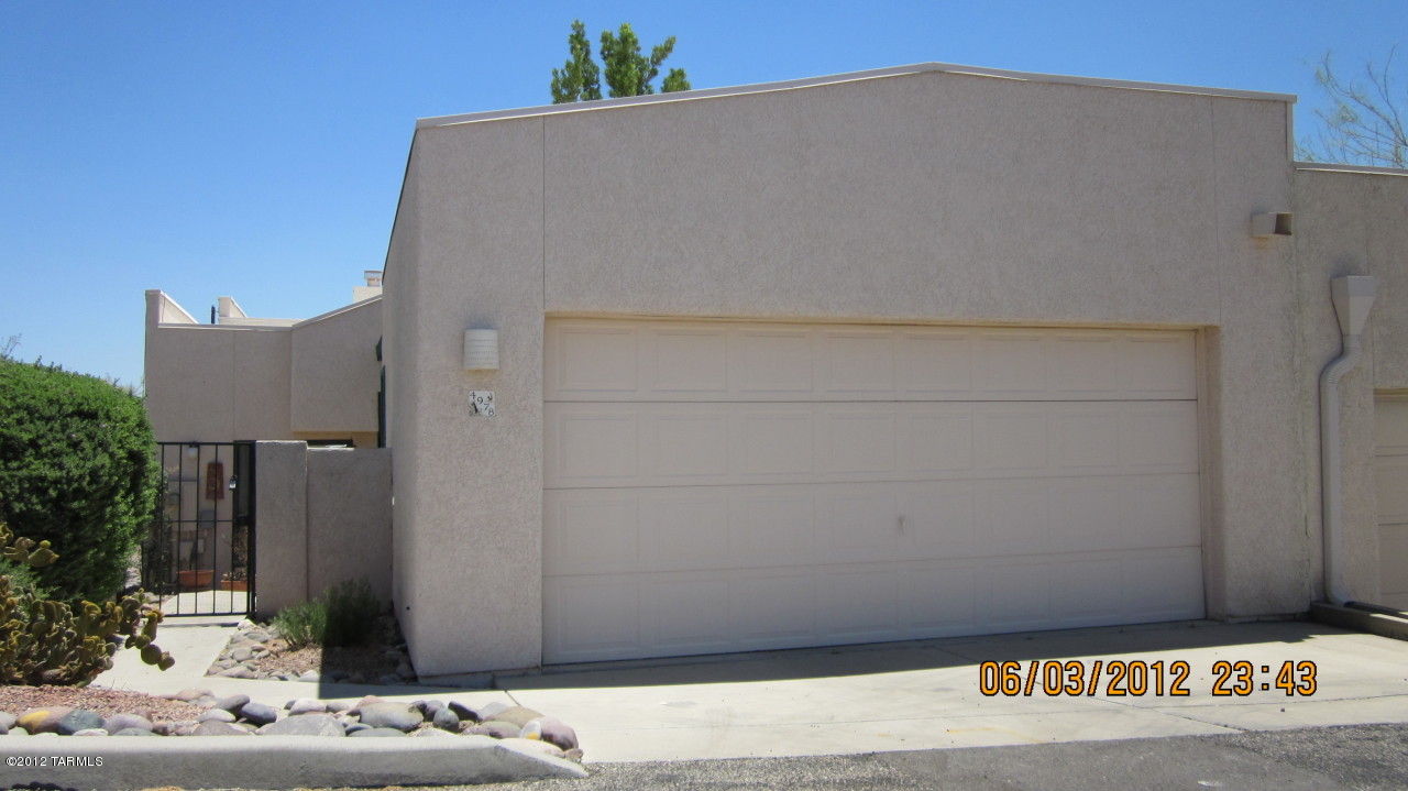 4978 North Valle Road Tucson, AZ 85750 - Photo 1 of 22