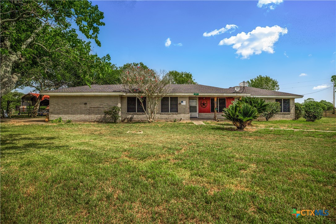 39 Woods Road Port Lavaca, TX 77979 - Photo 6 of 36 Gallery Image 6