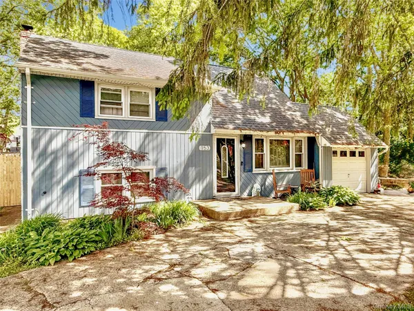 $565,000 | 153 Parkwood Drive, Shirley, NY 11967