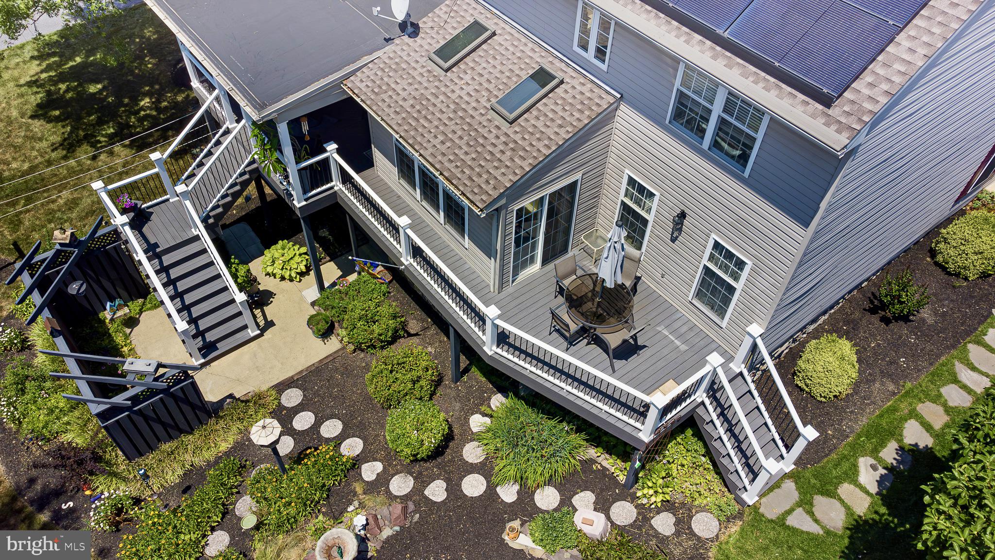 22 Royal Drive Lititz, PA 17543 - Photo 4 of 63